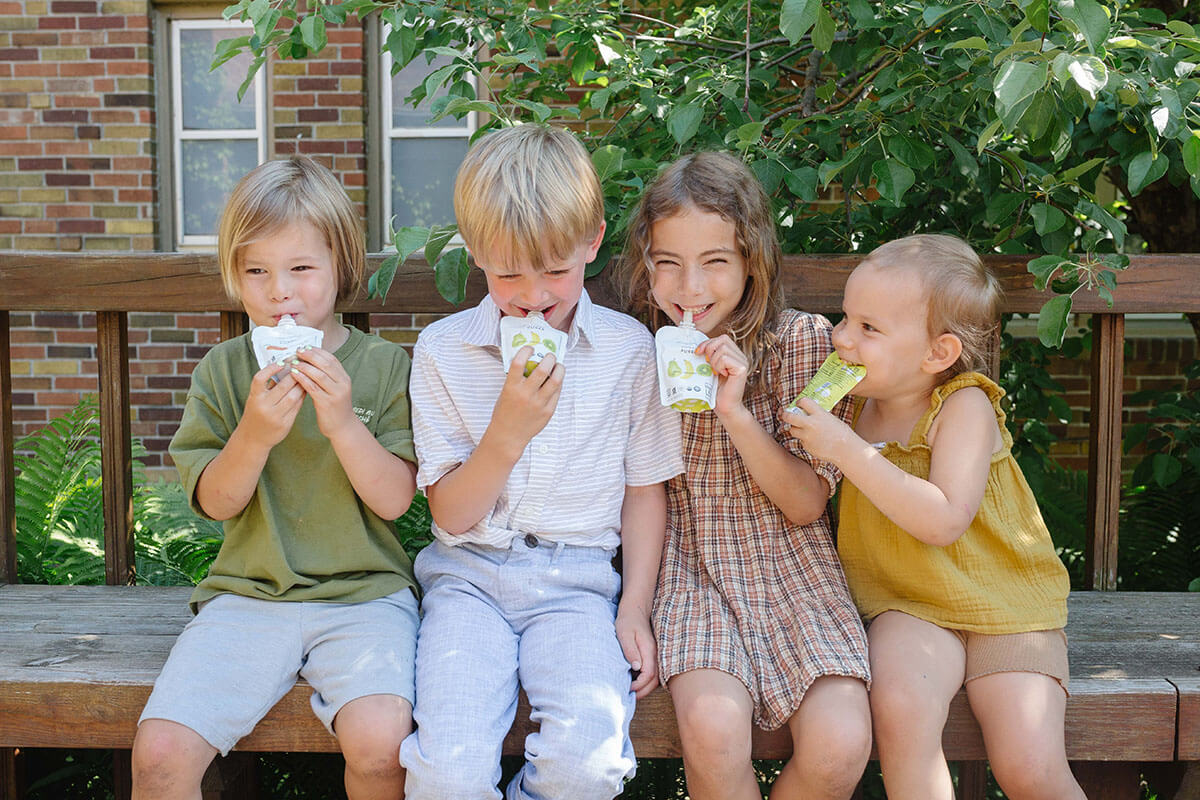 kids enjoying puree pouches